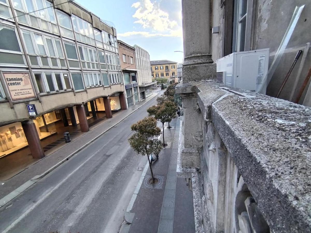 Loft Via Morosini Centro Varese - Ixihome Exterior photo